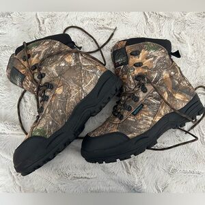 Men’s size 9 winter boot